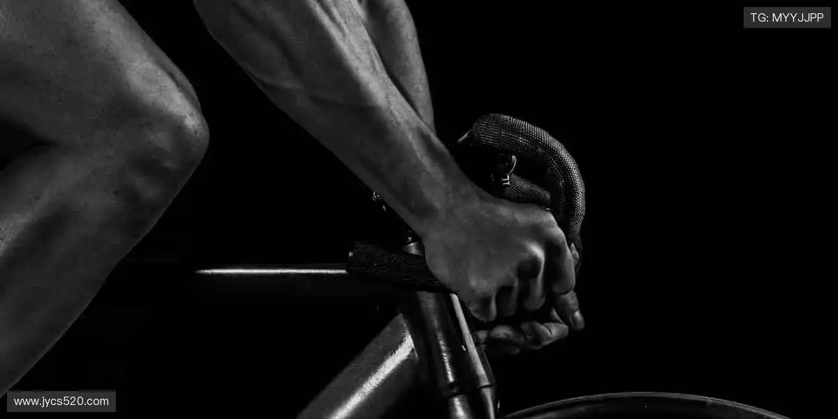 📱 一键开播,全球同频!弹幕互动不停,做最活跃的云观众💬